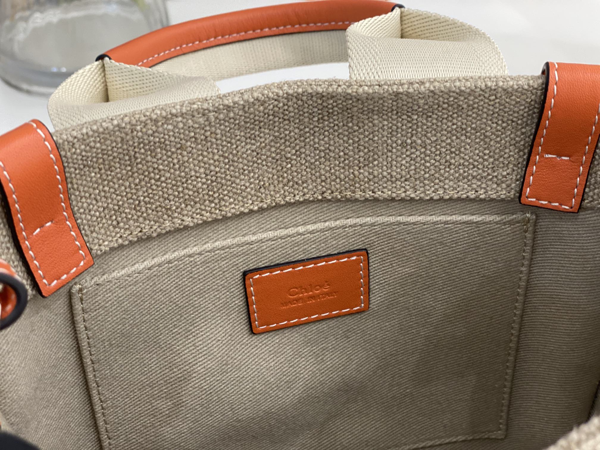 Chloe Small Woody Tote Bag In Linen